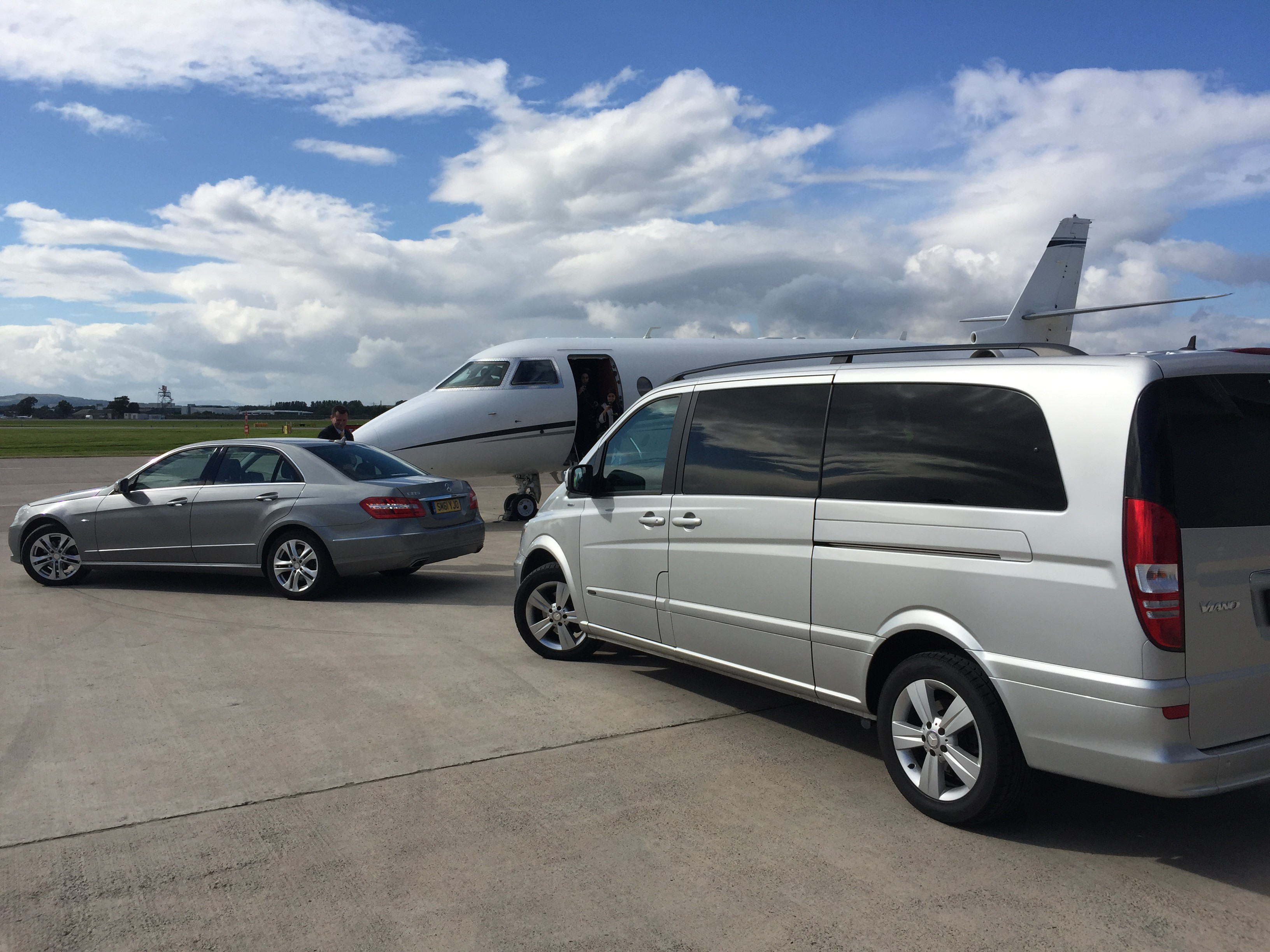 Private Jet Business Jet FBO Transportation Edinburgh Airport